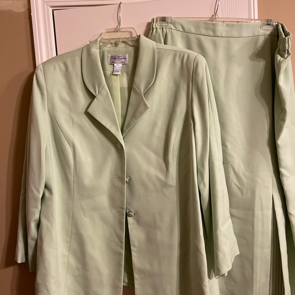 2 pc suit